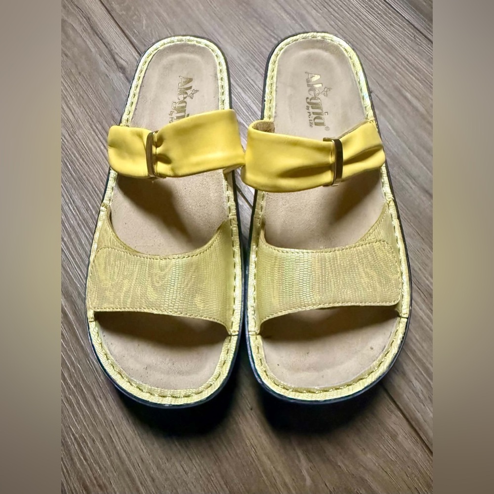 Alegria Womens Yellow Sandals With Hook And Loop Straps size 40EU
